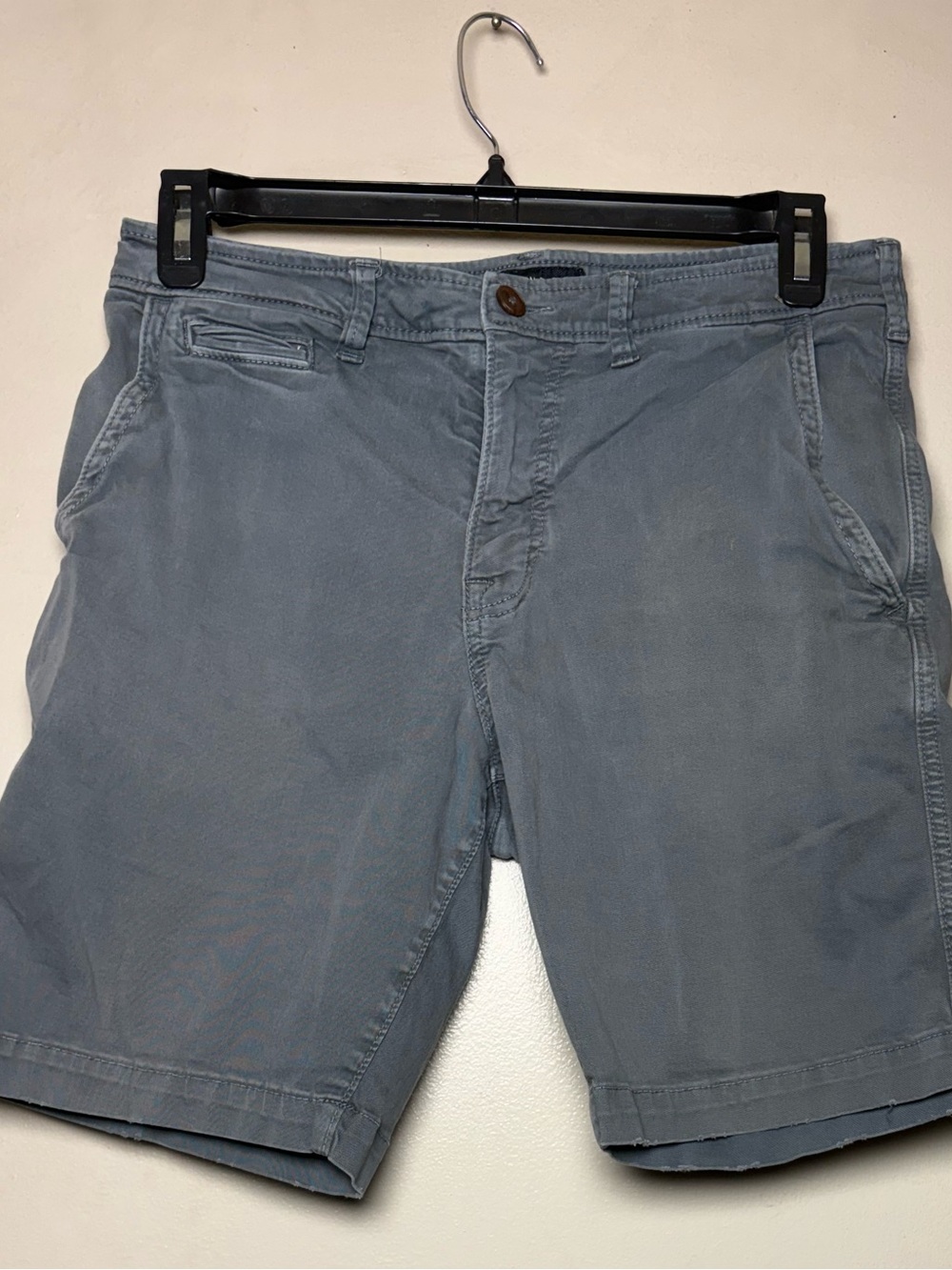 American Eagle Outfitters Slate Blue Flat Front Chino Shorts